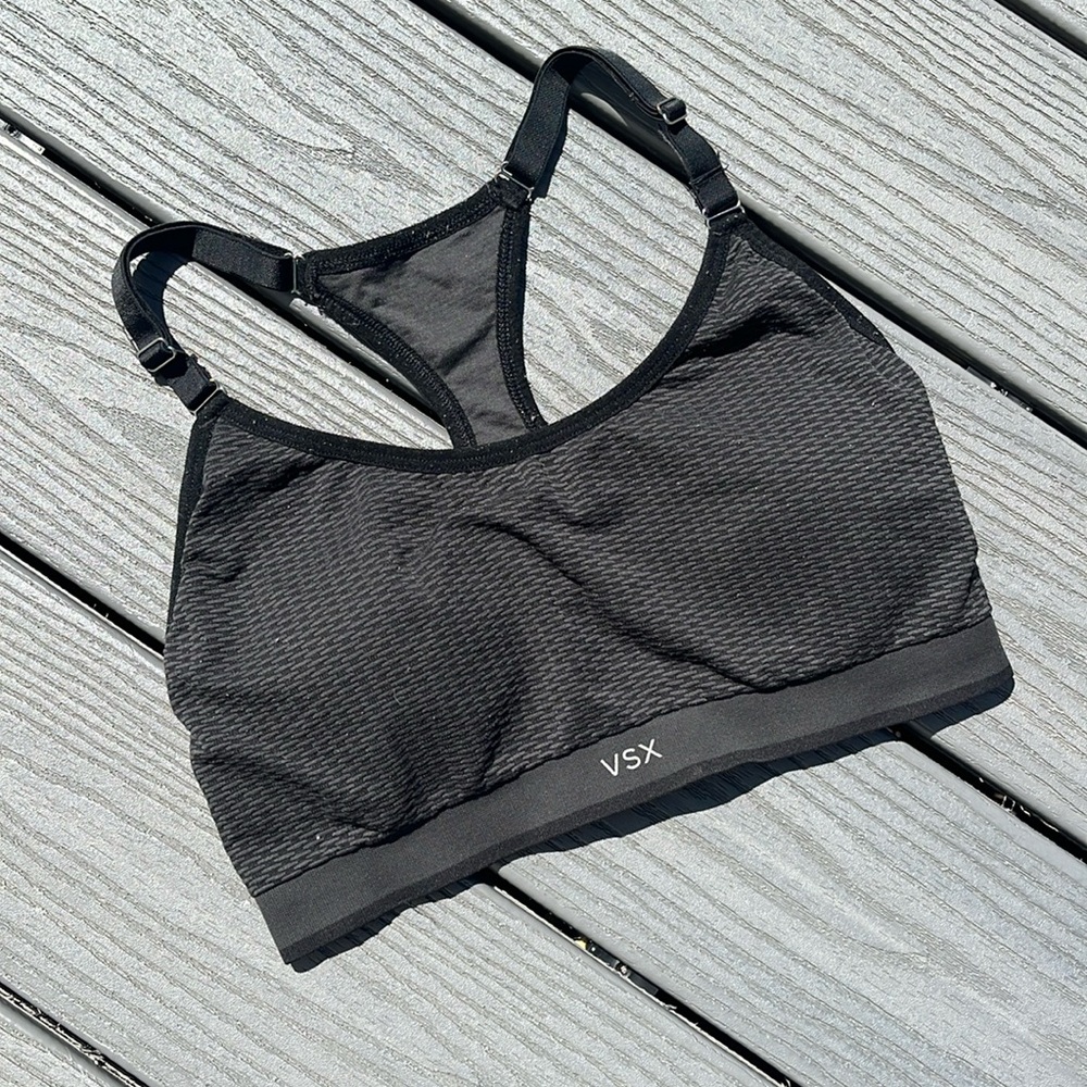 Victoria’s Secret Black Sports Bra